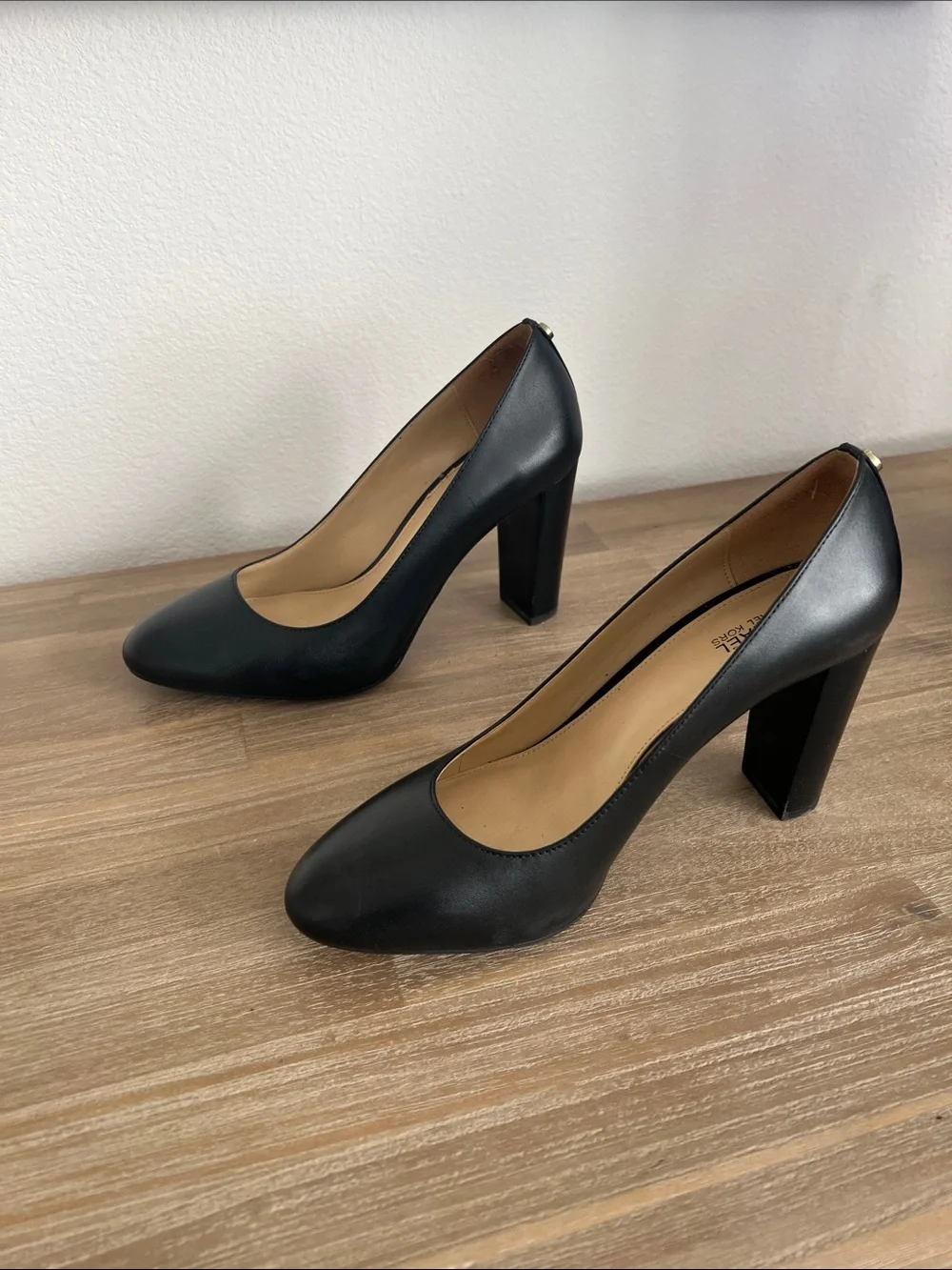 Michael Kors Black Leather Round-Toe Pumps